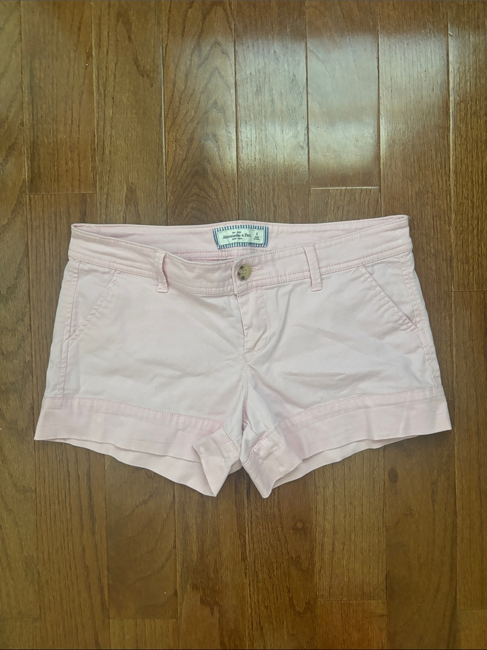 Abercrombie and Fitch baby pink mini shorts size 4 Y2k
